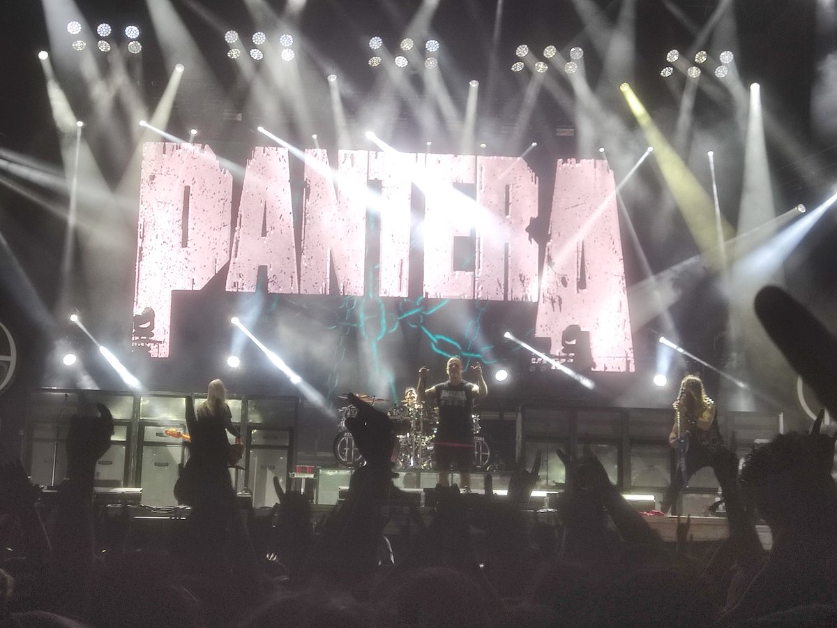 666Rrh's tweet photo. Hasta el año que viene ❤️❤️ @ResurrectionESP https://t.co/VPIJJ4eABo