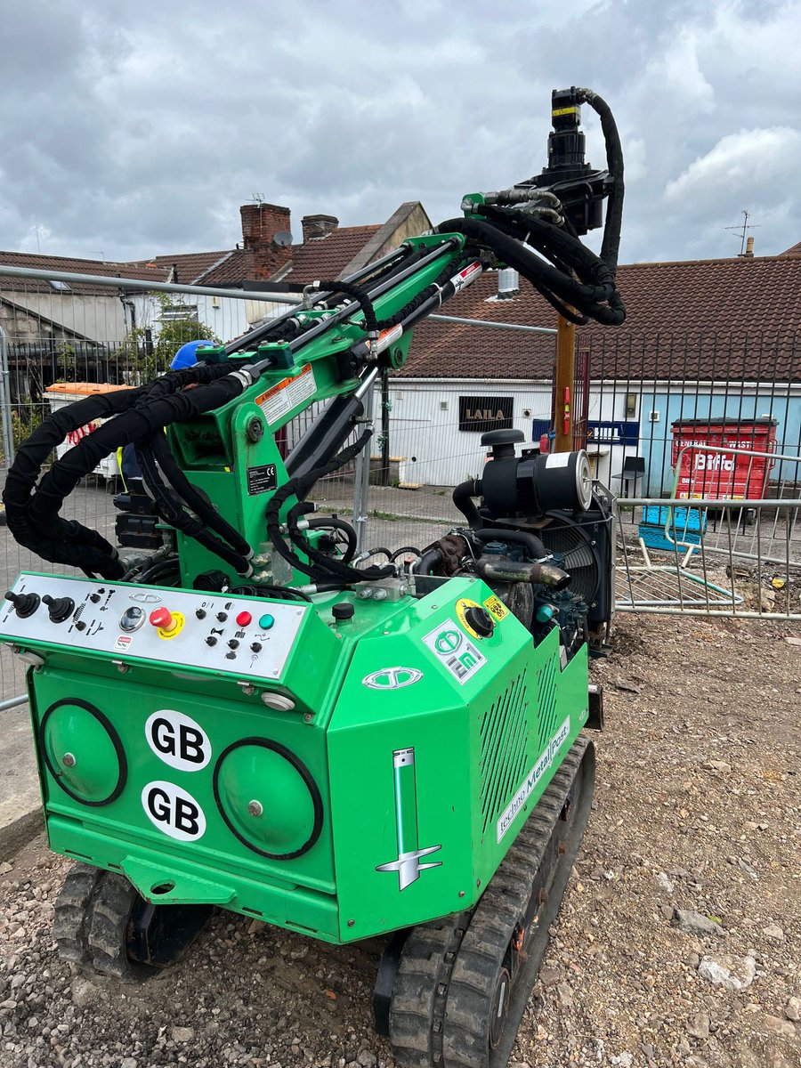 OffSiteBases's tweet photo. The first day on site with a new project is always an exciting day. #Offsite #MMC #Helical #Foundations #Construction https://t.co/cbLVeuM8rg