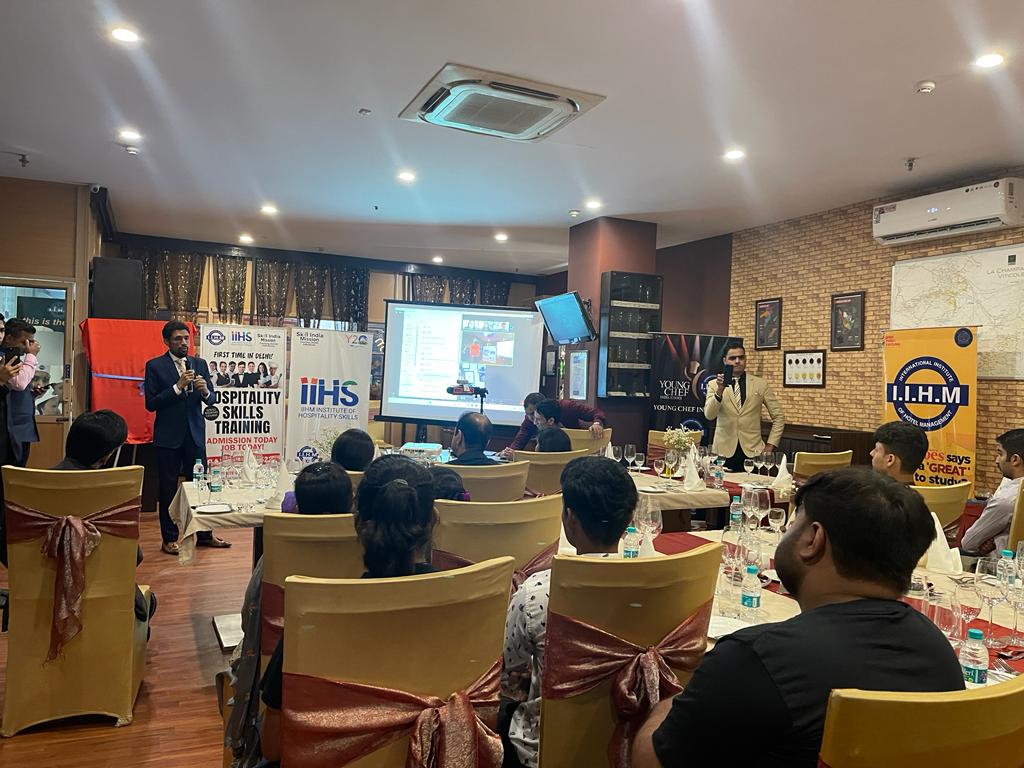 delhi_iihm's tweet photo. Embark on a Journey of Hospitality Excellence: Unveiling the launch of IIHS in Delhi.
#IIHS #AdmissionTodayJobToday #skills #IIHSkolkata #hospitalityskills #skillbasedcourse #chefskills #cookingskills #career #upskill #diploma #luxuryhospitality #hospitalitymanagement #skillindia https://t.co/ujPzL1Tu1g
