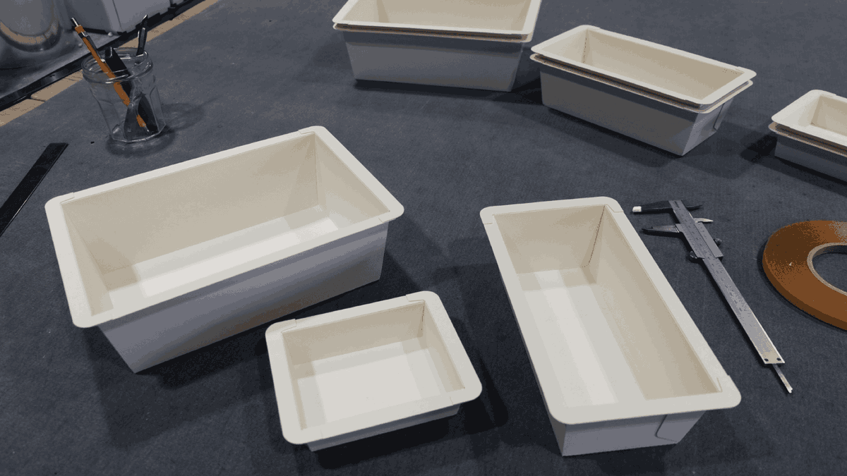 Onze topseal verpakkingen komen in diverse fomaten. Van standaard tot maatwerk. Direct sealen op karton. Informeer naar de mogelijkheden. Meer weten? Check remmertdekker.nl/site/nl/nieuws…

#topseal #verpakkingen #industrie #maatwerk #innovatie