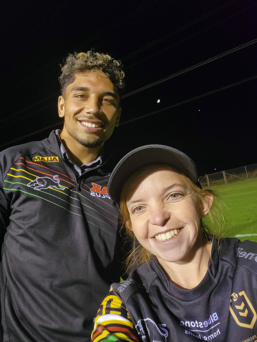 no1STARWARSnut's tweet photo. @PeterVLang @PenrithPanthers Also got fish to say hi to my sister in a video that I sent to her and having him say her name was the most amazing thing I've ever encountered 🤣 her name's ZENANI 🤣🤣 he also remembers me from the first year of #FC11 #panthersacademy :) https://t.co/fFjicFKaPK