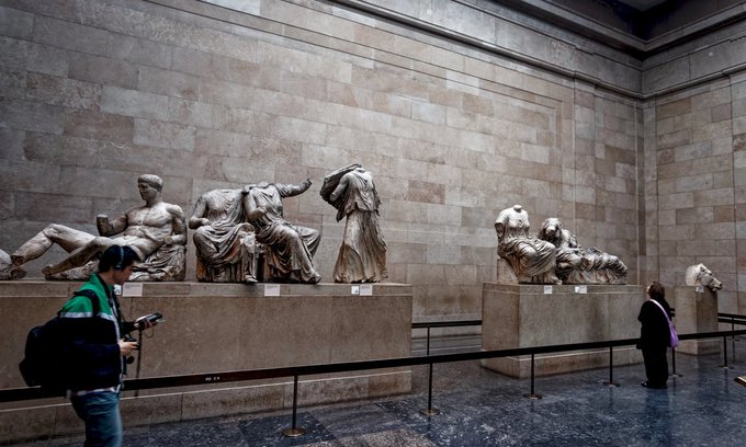 The Labour party politician encourages the 
@BritishMuseum & the @GovernmentUK to advance talks with the government of Greece and Athens's #Acropolis #Museum! @BCRPM