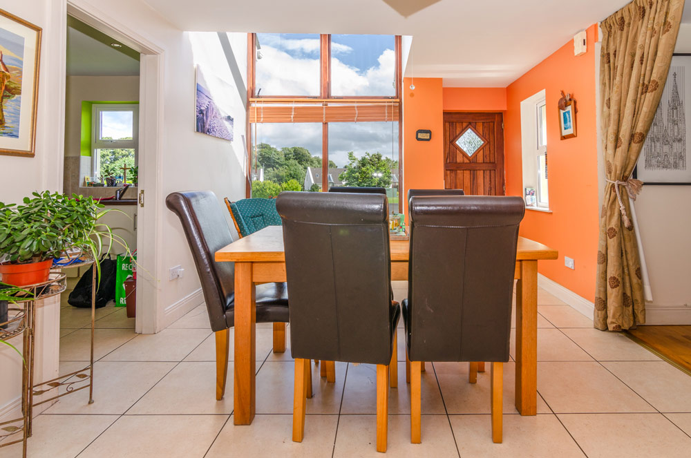 Maggie's Cottage at Clearwaters
rathmullancottages.com/portfolio-item…
This ideally located 3-bed holiday cottage at Clearwaters is close to the grounds of Rathmullan House Hotel. It is only a 5-minute walk from shops, pubs and restaurants..