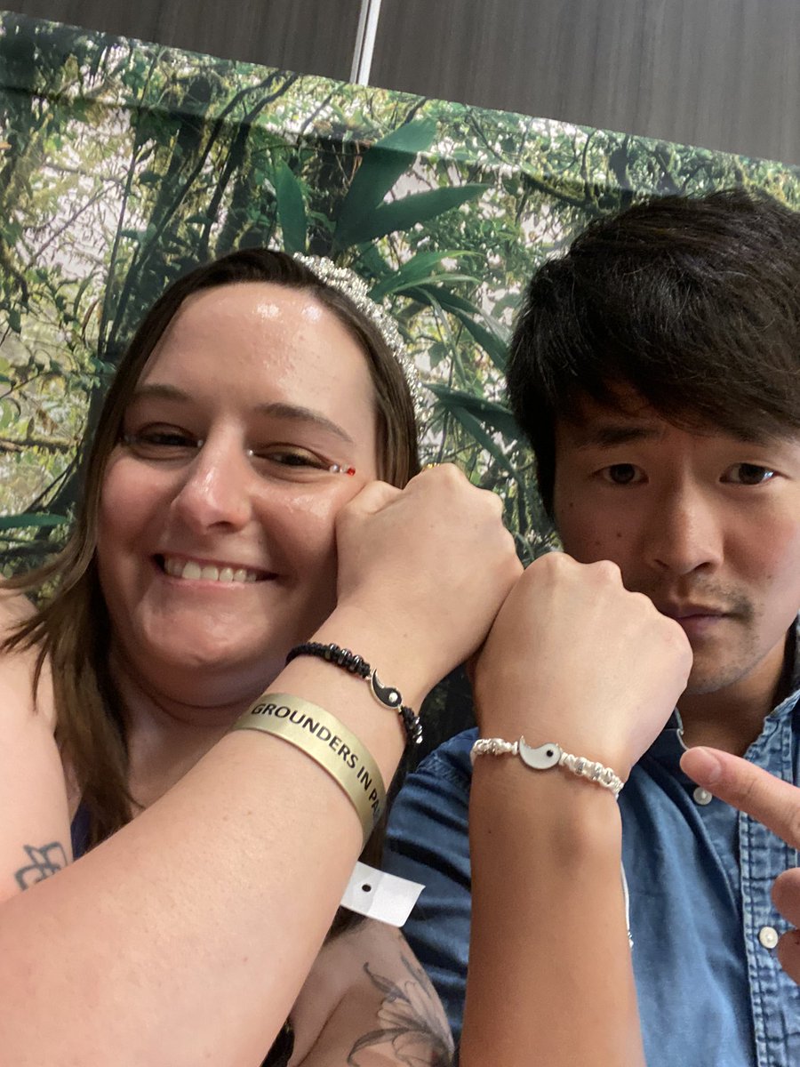 rainbowaIker's tweet photo. Back in 2018 when @lanielabens said that @clarkinlarkin and I were like Yin and Yang. Today Chris and I have a Yin and Yang bracelet 🥹🫶🏻 https://t.co/pWVOFL9NEH