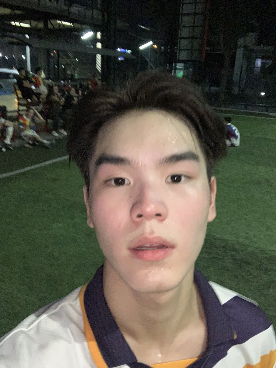 PKrittanun's tweet photo. เหนื่อยมากกกก จะเป็นลม คัมเเบ็ครอบปี https://t.co/ClwI1XGrGR