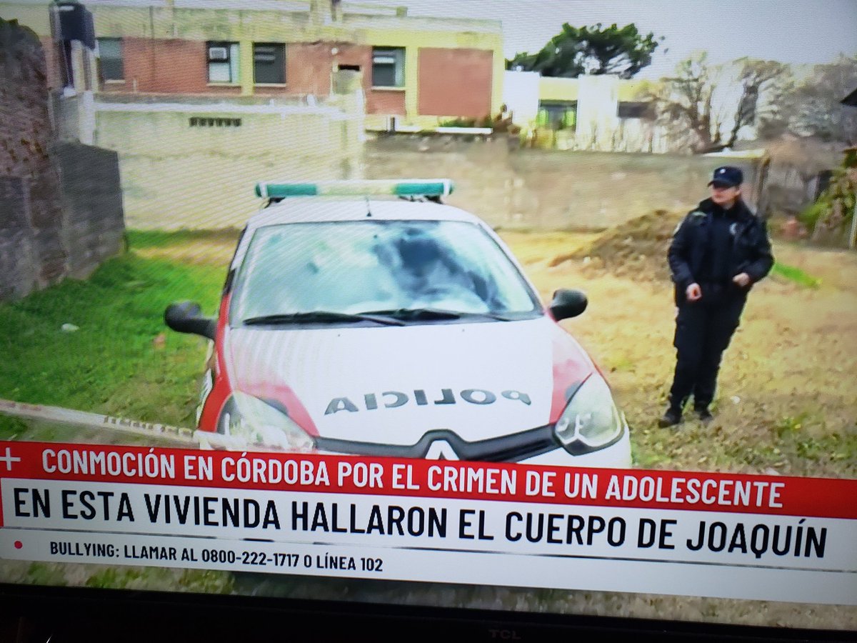ctnewsweb's tweet photo. @PoliciaCbaOf nuevamente en el ojo de la tormenta por otro asesinato. No buscaron al joven Joaquin en Laboulaye. La policía de #belletti y @JSchiaretti. Otro asesinado más #blascorreas #joaquinparedes #ceciliabasaldua #andreacastana #hernansanchez "violencia insriticional" https://t.co/NdxSYxdQwA