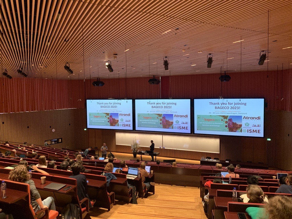 🌟 BAGECO 2023 Wrap-up 🎉 Thank you to all the attendees, speakers, and organizers who made BAGECO 2023 a success! The Conference Dinner at Banegaarden was a memorable evening.
Let's keep the momentum going and advance the field of microbiology together!🔬