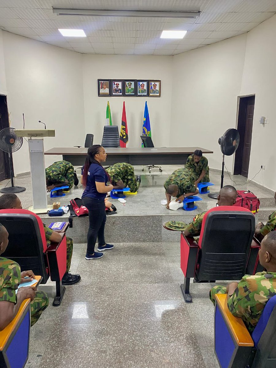 EResponseAfrica's tweet photo. Emergency Response Africa wishes you a safe second half of the year!
We offer both physical and virtual trainings across all age groups and industries. Click the link in our bio to get registered today!
#firstaidtrainingprovider
#firstaidforward https://t.co/vCl13onSIQ