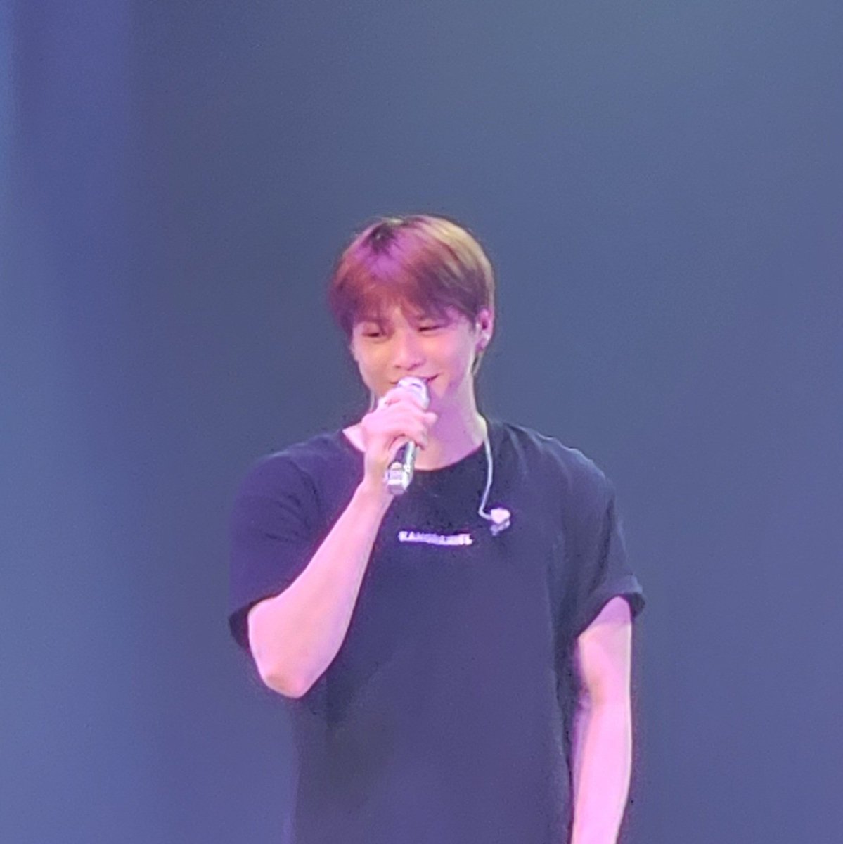 공평하게 아기얼굴도 놓고갑니다