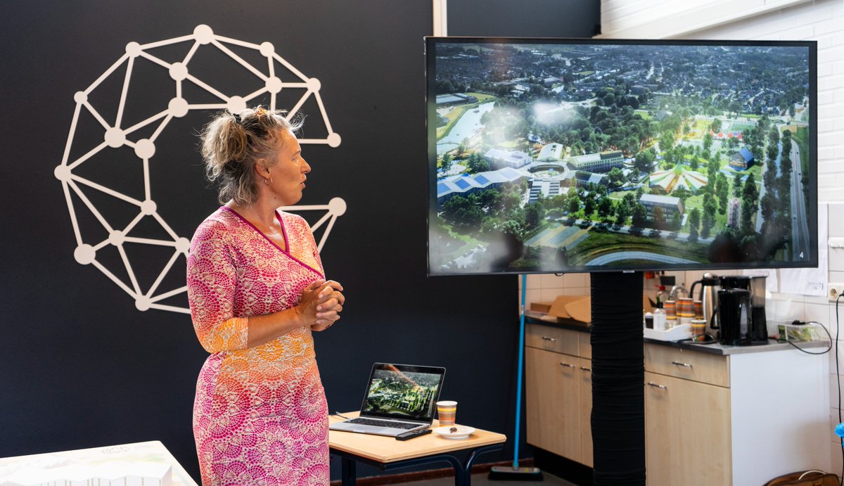 provgroningen's tweet photo. In Appingedam start na de zomervakantie ‘Makerswierde-De Koppelplaats Eemsdelta’. Een initiatief van de gemeente @Eemsdelta en Campus Eemsdelta voor vernieuwende projecten en ambachtsonderwijs, waar o.a. jongeren hun technische talenten kunnen ontdekken.

https://t.co/a4qZwRr355 https://t.co/BQz96ySFe9