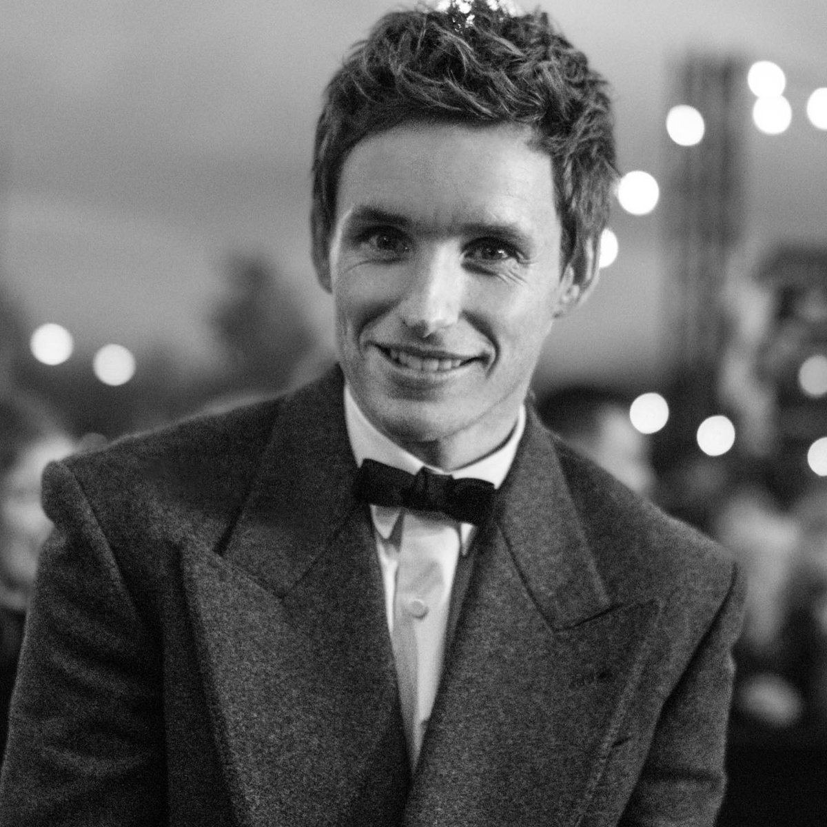 theRED61's tweet photo. 흑백 사진 속 에디 분위기는 정말이지...🥺🤍🖤

cr. https://t.co/VOub2x712j

#EddieRedmayne
#TheGoodNurse
#ZFF2022 https://t.co/cLh4PZizpv