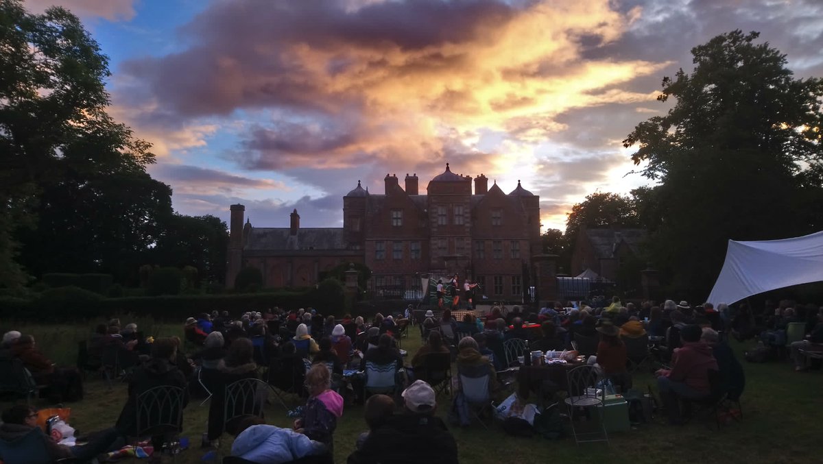 We have not one but two outdoor evening events this weekend! Jazz in the Park on Friday and Wind in the Willows on Saturday - grab your tickets now!  kiplinhall.co.uk/events/