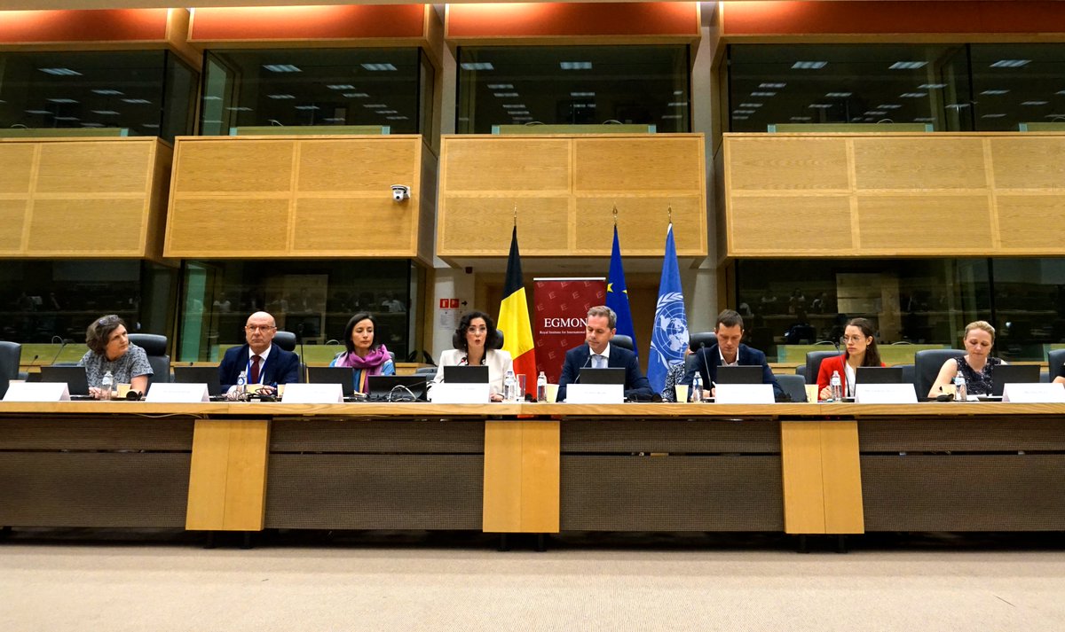 EgmontInstitute's tweet photo. We had the honor of hosting a seminar on 75 years of UN peacekeeping: how can UN peacekeeping missions tackle the challenge of disinformation/misinformation at @EgmontInstitute last week.
Thank you to Ms Hadja Lahbib @hadjalahbib, Mr Rory Keane @UNLOPS, Ms Naomi MIYASHITA, Mr Benjamin MOLS, Mr Bernard SIMAN, Ms Clémence BUCHET-COUZY as well as to all the guests! Thanks to #UNRIC for the photos