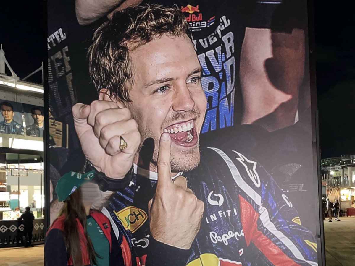 f1325rh's tweet photo. Happy birthday,Seb💚🪽
今年のお誕生日は家族でゆっくり過ごせているかな?
顔を見られる機会が少ないのはとても寂しいけど、地球上のどこかで幸せに暮らして、そして笑っていてくれればそれでいいです🥲
幸せな1年になりますように🫶💫
日本から愛をこめて!!!!!
#HappybirthdaySeb #Seb5 #f1jp https://t.co/UaLrZZ9yur
