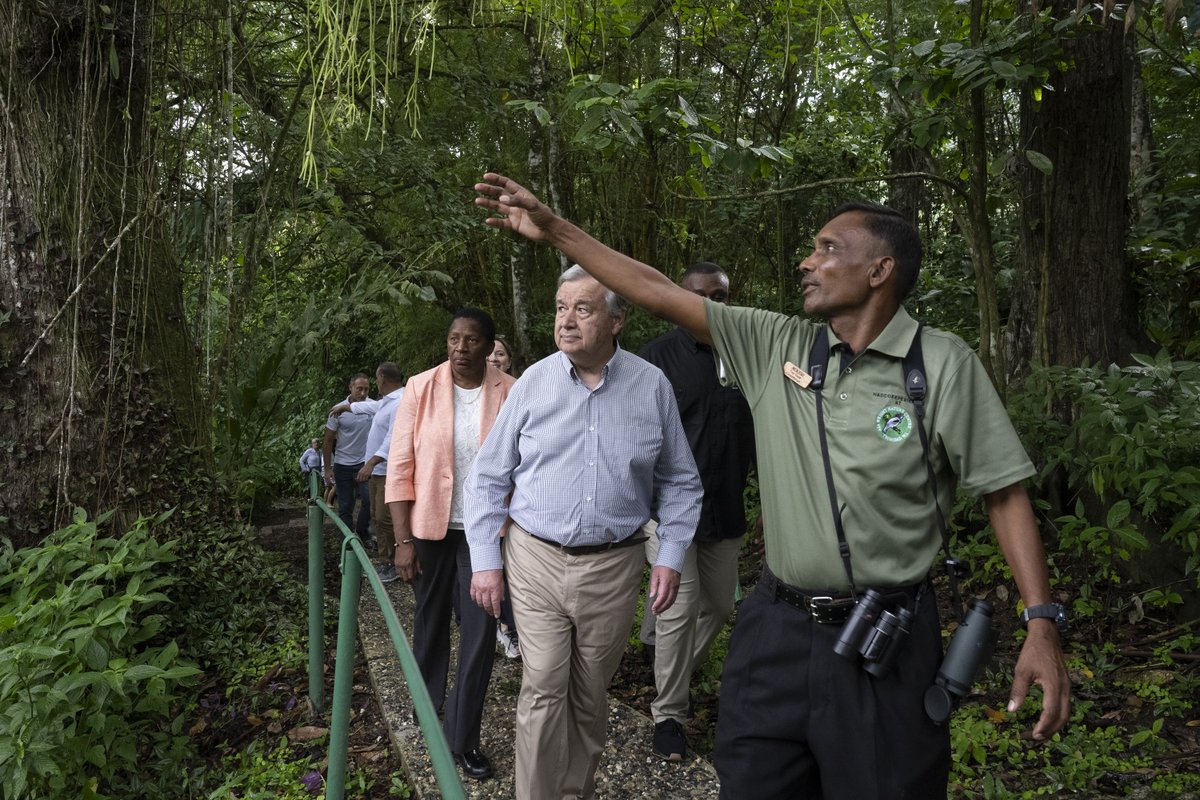 antonioguterres's tweet photo. Yesterday in Trinidad and Tobago I visited the Asa Wright Center, guardian of approximately 1,500 acres of forested land.

This is a prime example of the country’s commitment to biodiversity and conservation that the @UN is proud to support.