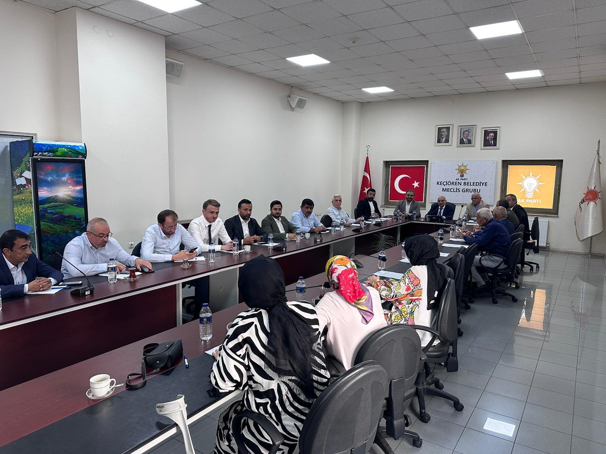 zafercoktan's tweet photo. Keçiören Belediyesi Temmuz ayı @AkKeciorenResmi meclis grup toplantımızı Belediye Başkanımız Sn. @turgutaltinok06 ve Meclis üyelerimizin katılımı ile gerçekleştirdik. https://t.co/w4aTibWTh0