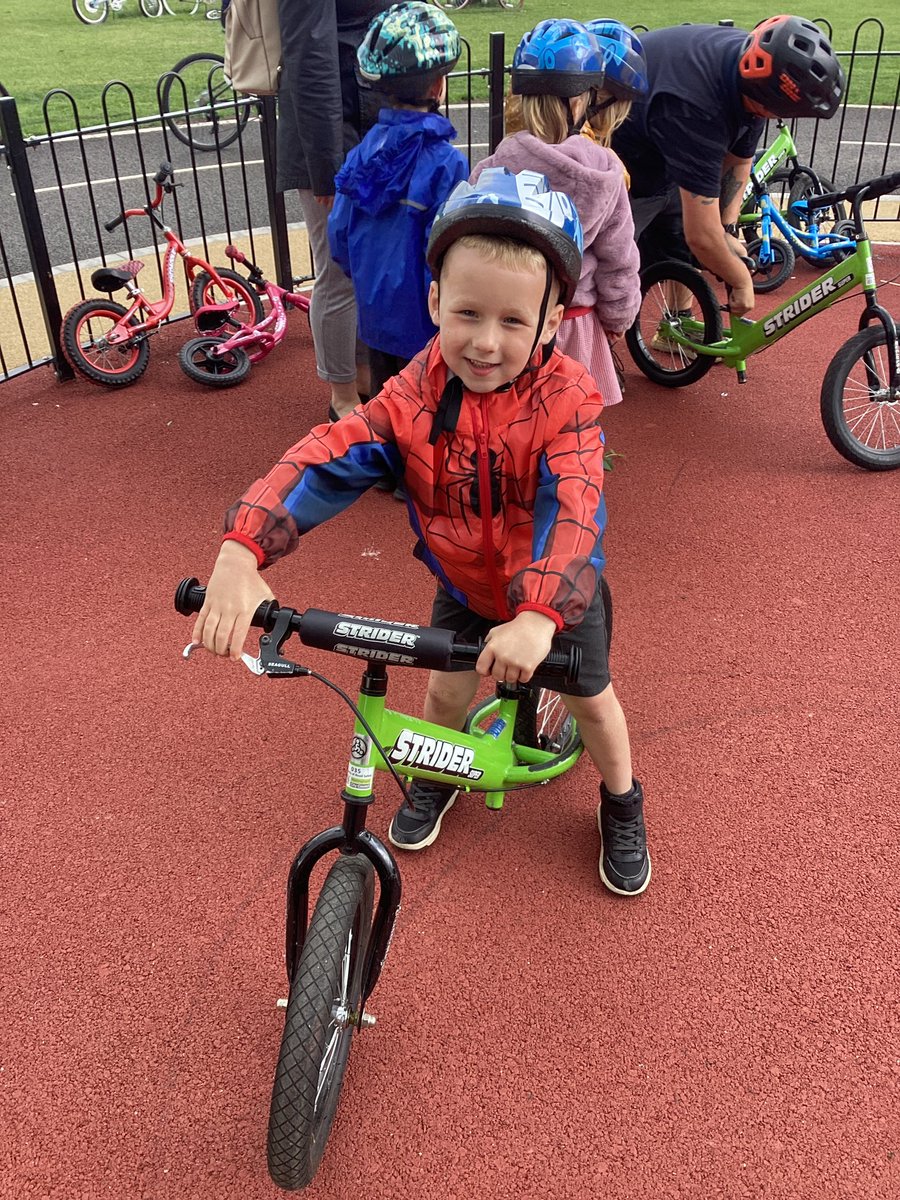 Albany Infant and Nursery School tweet media