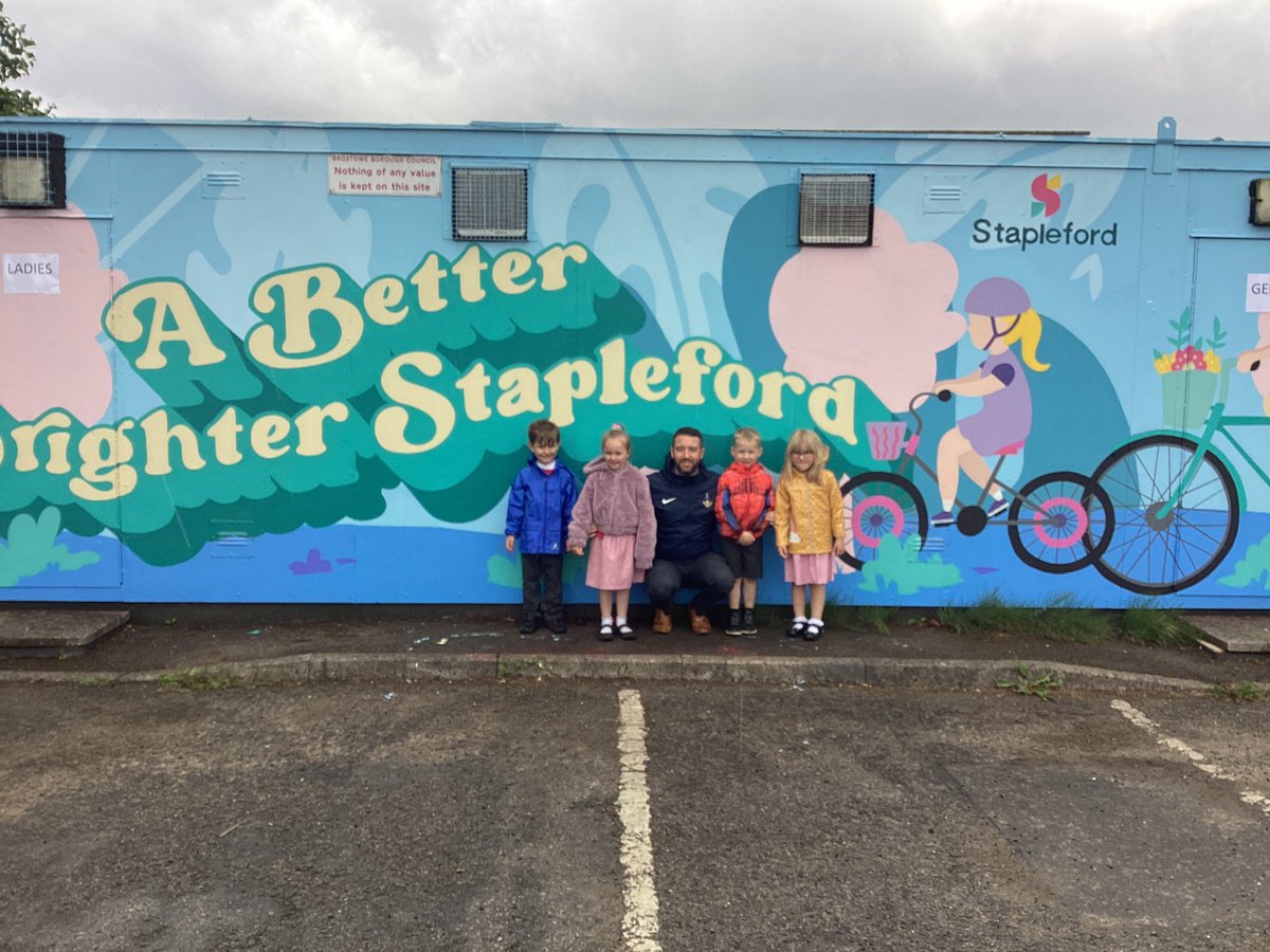 Albany Infant and Nursery School (@albanyinf) on Twitter photo Our reception children didn’t let the rain spoil their fun this afternoon as they were invited to celebrate the opening of Stapleford’s cycle hub. The children enjoyed riding their bikes around the track and even met former Olympic gold medal winning cyclist <a href="/Chris_Boardman/">Chris Boardman CBE</a> Our reception children didn’t let the rain spoil their fun this afternoon as they were invited to celebrate the opening of Stapleford’s cycle hub. The children enjoyed riding their bikes around the track and even met former Olympic gold medal winning cyclist <a href="/Chris_Boardman/">Chris Boardman CBE</a>