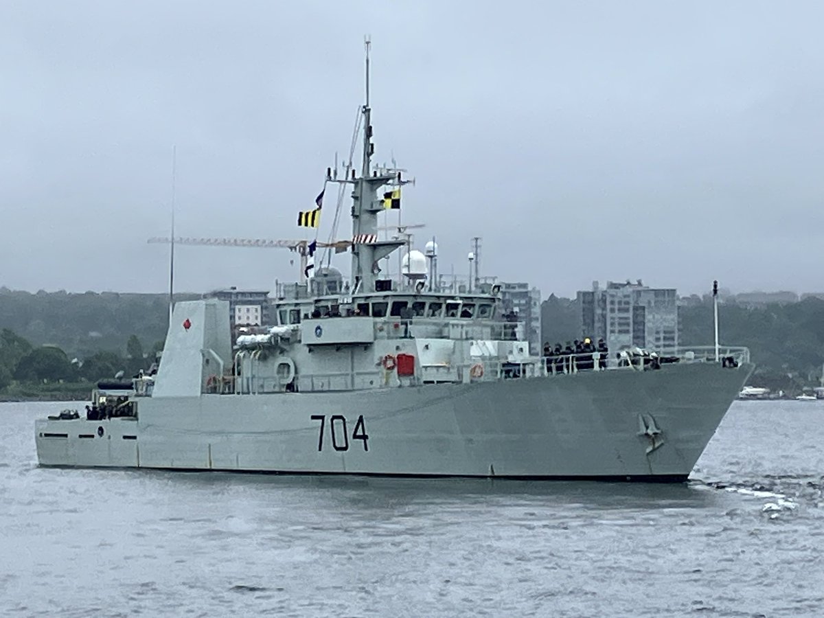 Fair winds and following seas and a thank you to the crews and families of HMCS SHAWINIGAN and HMCS SUMMERSIDE as they deploy today on OP REASSURANCE. #wethenavy #thestrengthbehindtheunifrom