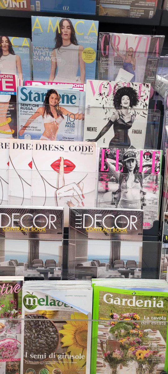 Dress_code_mag's tweet photo. Nuovo numero di #DressCodeMagazine🤩

Siamo distribuiti nelle principali #edicole a 2.50 €
Qui nel Centro Commerciale Le Brentelle (Pd)
 
Ci trovate anche - gratis - in molti #hotel 4 e 5 stelle, nei principali salotti business di #aeroporti, lounge #Trenitalia 

#riviste https://t.co/H5FXyqEISc