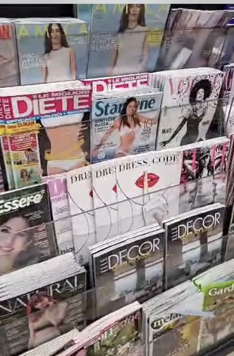 Dress_code_mag's tweet photo. Nuovo numero di #DressCodeMagazine🤩

Siamo distribuiti nelle principali #edicole a 2.50 €
Qui nel Centro Commerciale Le Brentelle (Pd)
 
Ci trovate anche - gratis - in molti #hotel 4 e 5 stelle, nei principali salotti business di #aeroporti, lounge #Trenitalia 

#riviste https://t.co/H5FXyqEISc