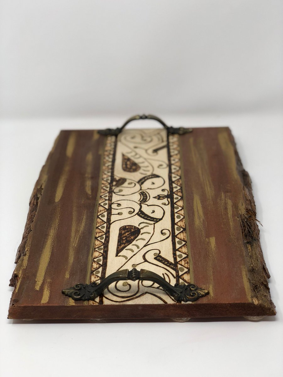TheArabesque's tweet photo. #birds #Egypt 10 x 13" Decorative Coffee Table Tray With Medieval Tulunid Bird Motif In Ruby Red and Gold Finish.
https://t.co/Gpz3jDqVzI https://t.co/zTq8vBdDpR