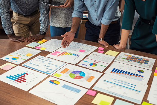 HRdotcom's tweet photo. Read Vantage Circle CEO Partha Neog's article, where he discusses how technology impacts HR, including how they monitor labor laws, manage employee productivity and enhance remote work. https://t.co/9kgSVAPThE
#remoteWorkforceManagement #HRtech #laborlawcompliance https://t.co/xvDlMQ9A8i