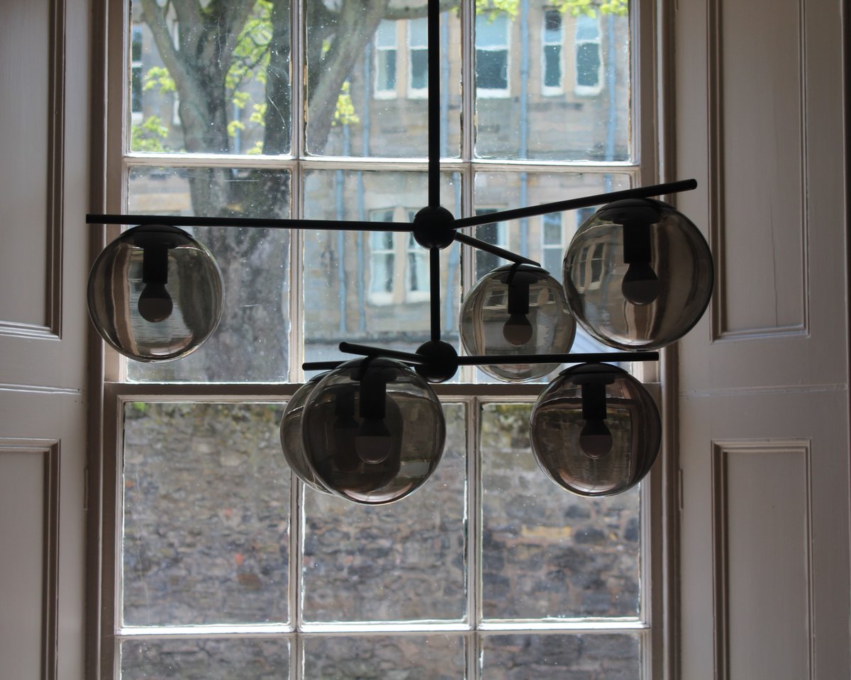 𝗛𝗮𝘃𝗲 𝘆𝗼𝘂 𝘃𝗶𝘀𝗶𝘁𝗲𝗱 𝗼𝘂𝗿 𝗣𝗶𝗹𝗺𝗼𝘂𝗿 𝗕𝗮𝗿 𝘆𝗲𝘁?

Delicious food and a warm atmosphere awaits.

#ArdgowanHotel | #PilmourBar