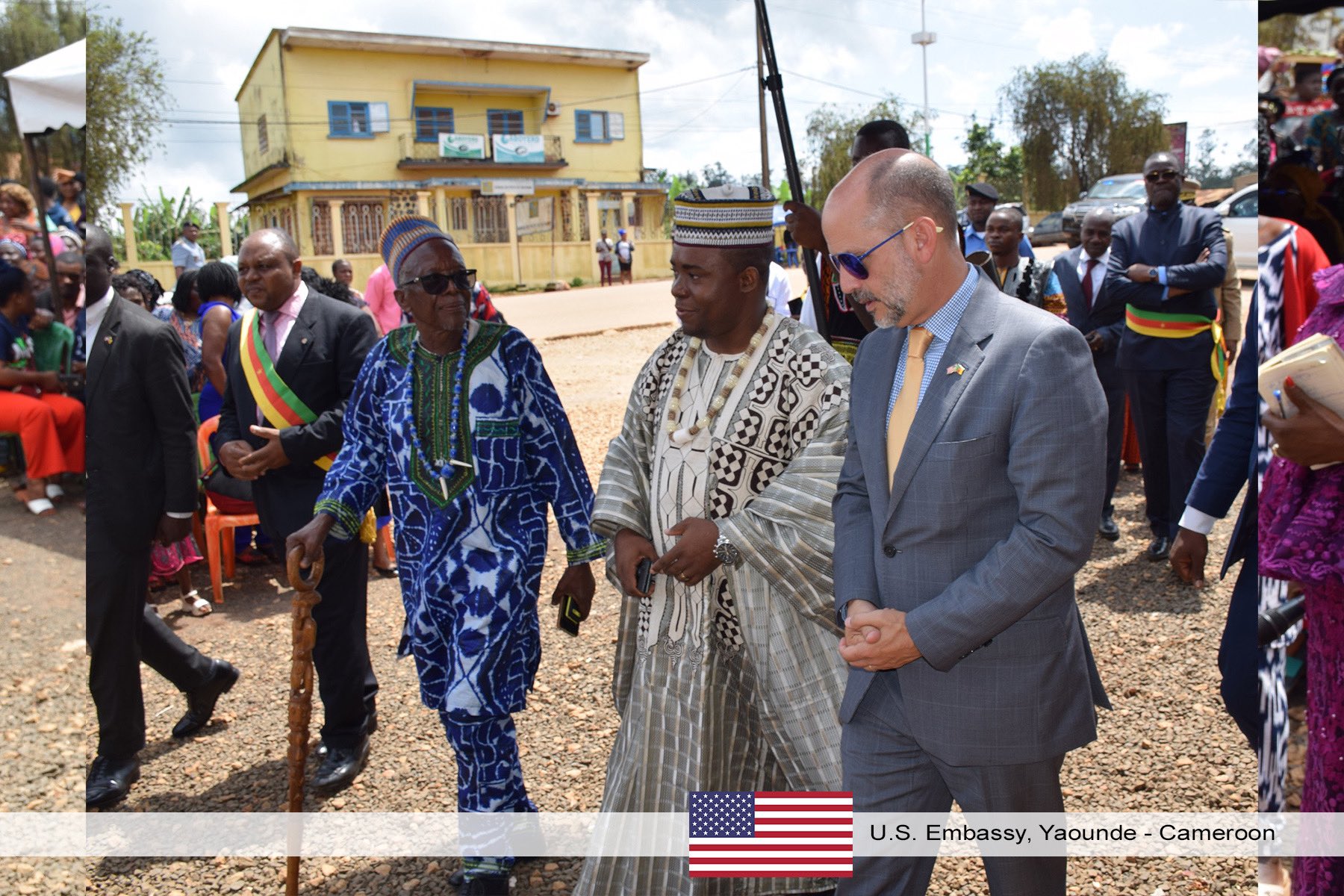 U S Embassy Yaounde On Twitter Au Cours De Son Voyage Dans La R gion De L Ouest L document-1-visa-application-form-republic-of-trinidad-and-tobago-visa-application-form