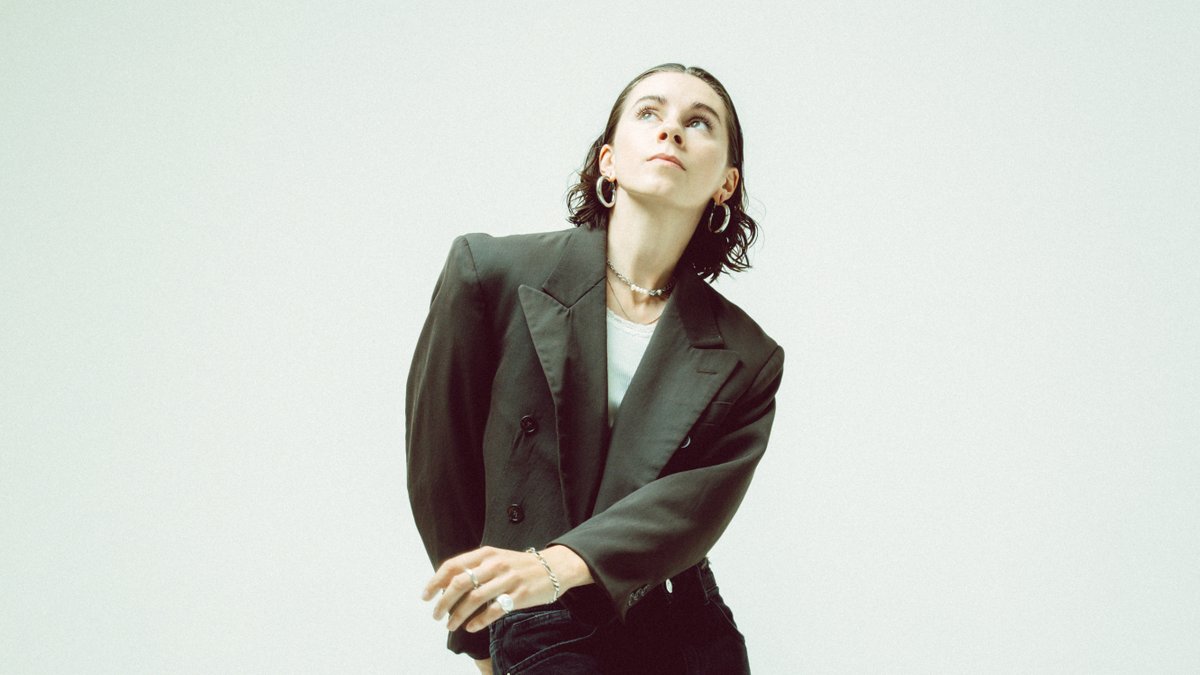 PVRIS_updates's tweet photo. 📷 | New photo of Lynn 

Photo by Ashley Osborn https://t.co/fekSBAMF64
