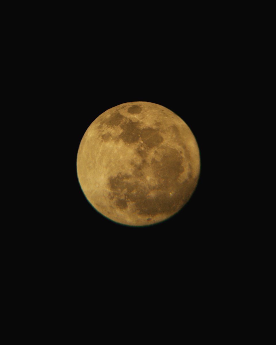 OA_Astronomy's tweet photo. É hoje, 1ª  Super lua do Ano ❤️ https://t.co/UwK4Ww3JR2