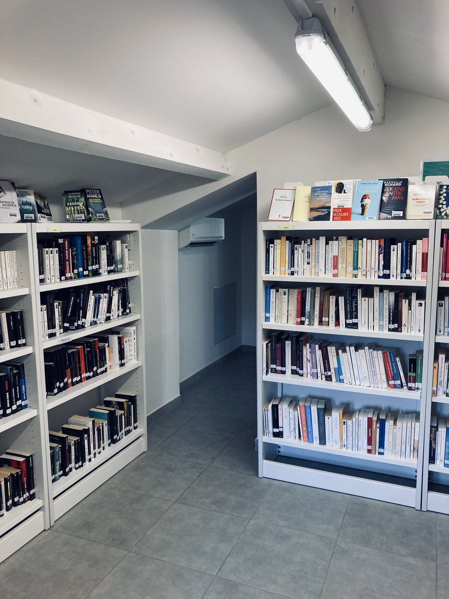 TraversaEt's tweet photo. La bibliothèque de Coti-Chiavari accueille la revue A Traversa jeudi 6 juillet (10 h. https://t.co/jKMXbj5kvY