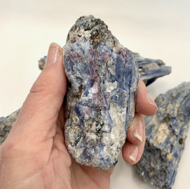 SoulFoodCrystal's tweet photo. Kyanite for Balance and Alignment - https://t.co/B6lW7LIFuo https://t.co/poa1nfl4F2