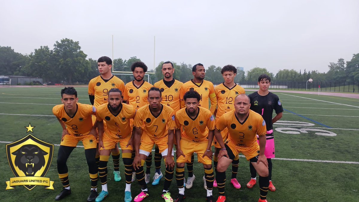 Our squad from yesterday’s @d1soccerleague game👊