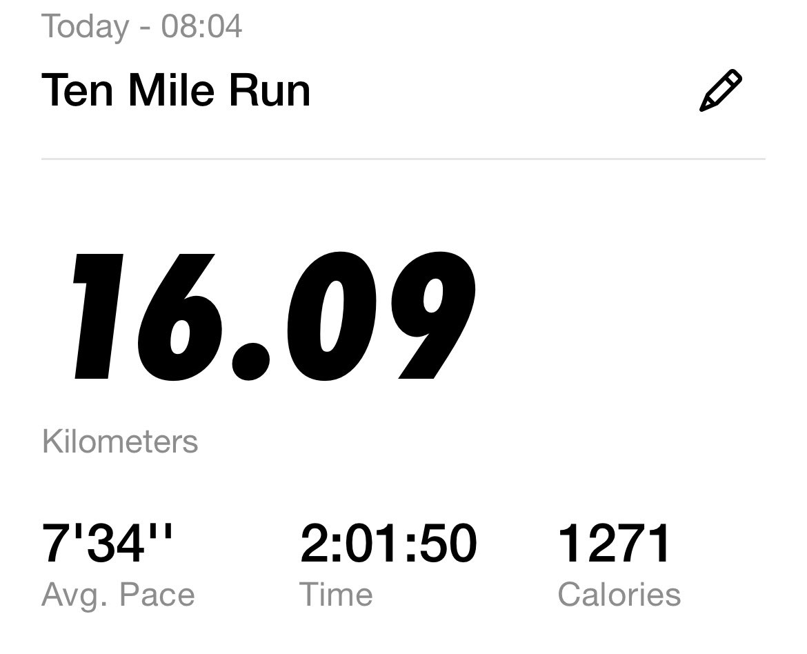 SamanthaH_RN's tweet photo. 10 miles in. 6 weeks out. @NikeRunClub1 #halftraining https://t.co/UDuOSVoKei