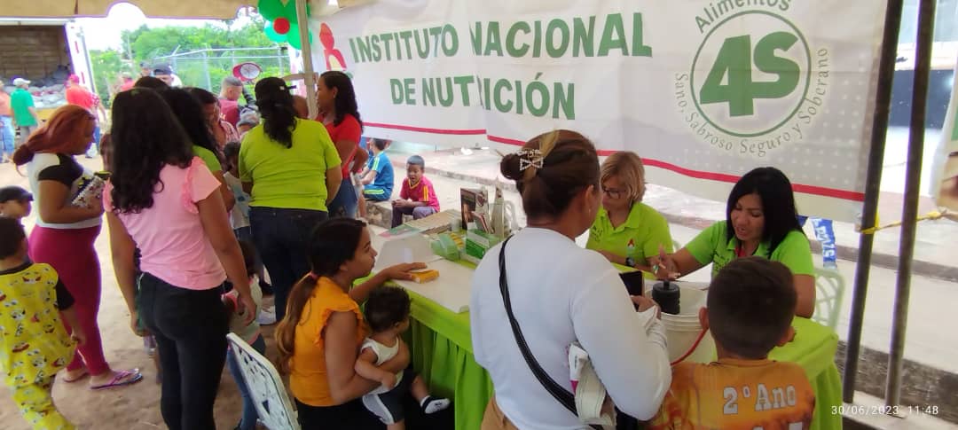 #Monagas || En las #FeriasDelCampoSoberano damos impulso al 'Plan 4S' campaña organizada por la Misión Alimentación y el @InnMonagas priorizando la atención integral al pueblo