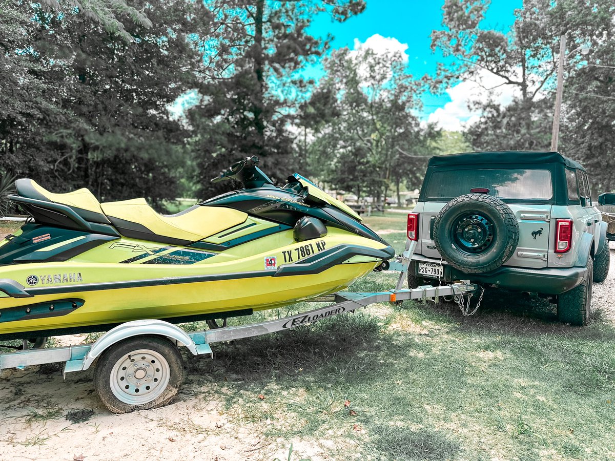 EliseCreel's tweet photo. Here we come Sam Rayburn 🙌🧨🌞 https://t.co/m0M8ht80Ub