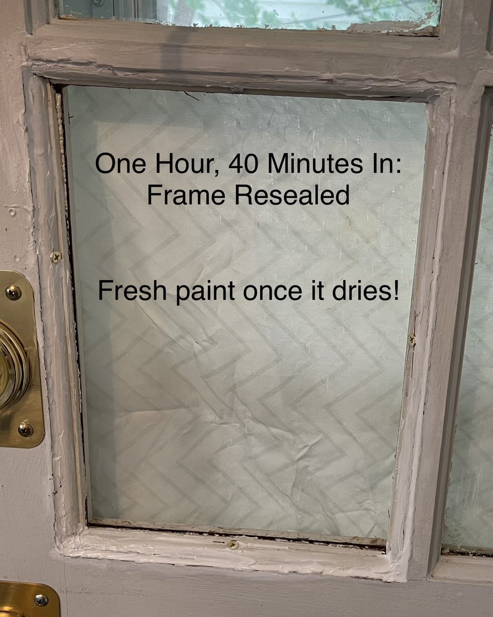 RonBertucci_KY's tweet photo. Kentucky Mirror &amp; Plate Glass is great! They got us a one-hour turnaround on an order that was a bit of an emergency. 😬
Thank you!! https://t.co/zdzdA3t7ax