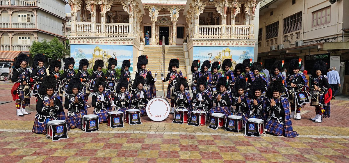 smspbIndia's tweet photo. #ShreeMuktajeevanSwamibapa #PipeBand #Maninagar #Performed on #Auspicious #Day of #gurupoonam 
@smspbnmaninagar
@SGadiManinagar https://t.co/LPzC3kH5mS