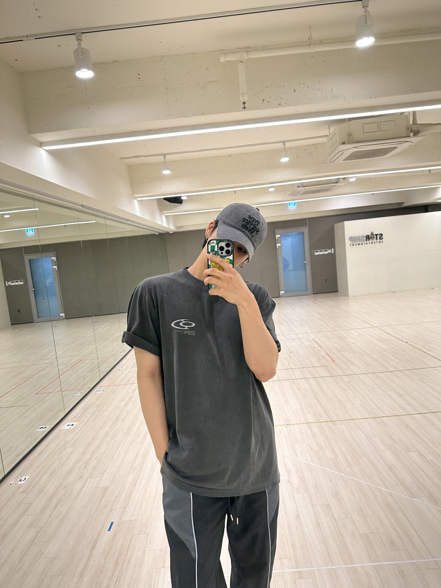 CRAVITY fancafe tweet media