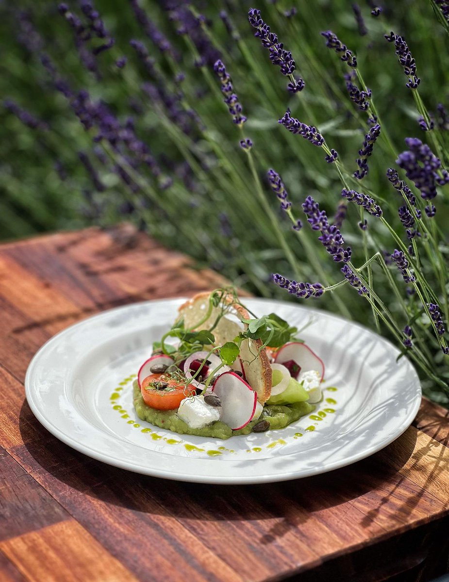 Chartwells Independent tweet media