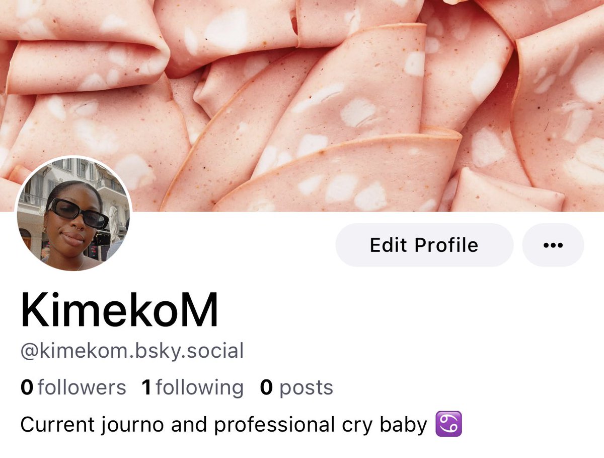 Kimeko M. tweet media