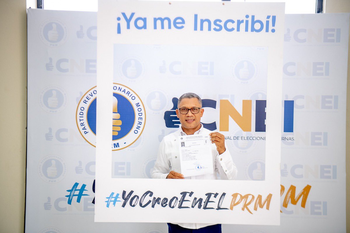 Rosainy9304's tweet photo. Nuestro Próximo Diputa ya está inscrito #YaMeInscribiPRM #CandidatosPRM @stlopezdlr @PimpeCecilioG @AnyeliKing @marian54070 https://t.co/rT8Z3DTpIl