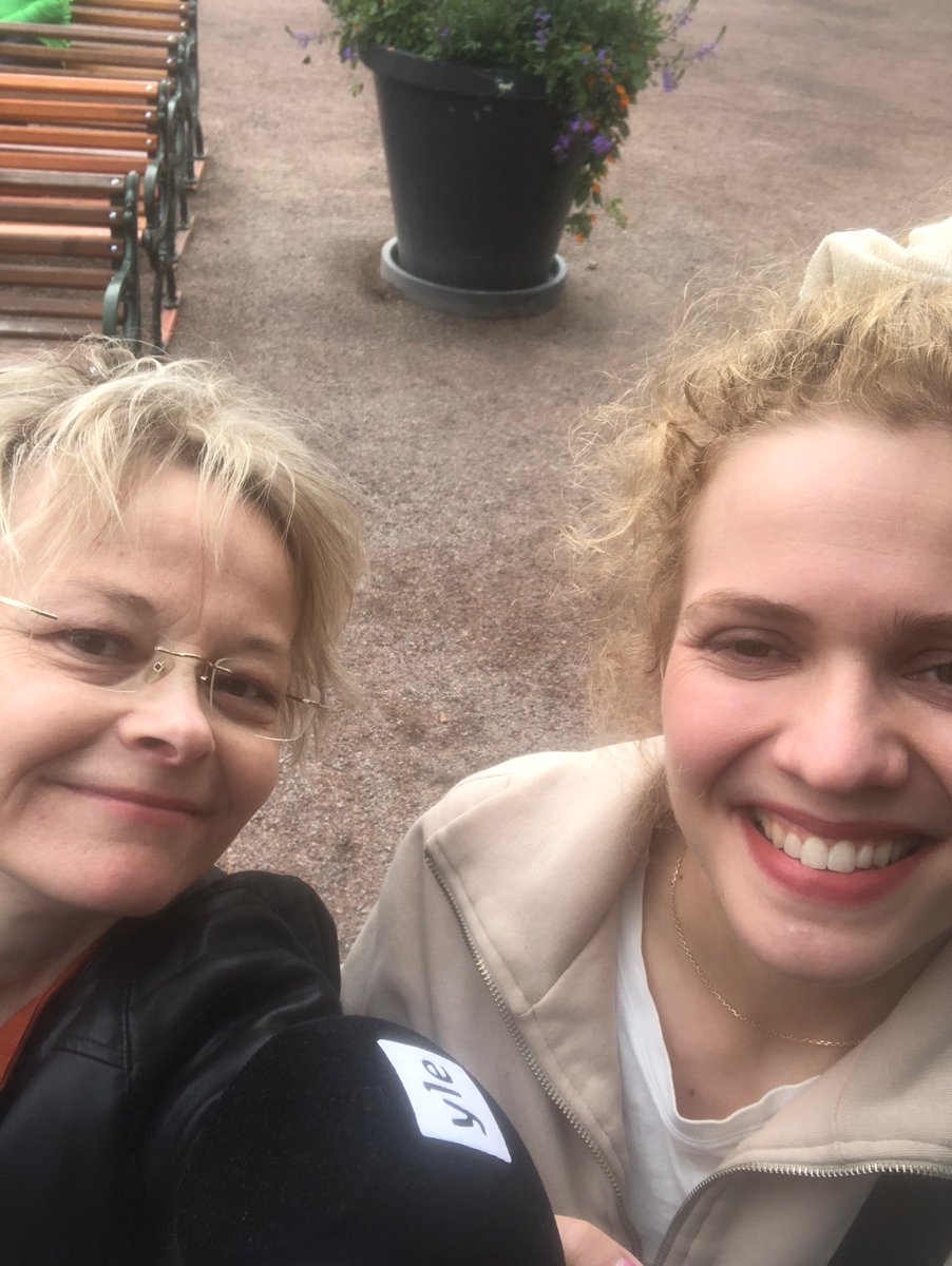OutiAmpuja's tweet photo. Päivän askareena  puhetta urbaanista melusta ja vähän hiljaisuudestakin. YLE Radio Suomen Päivä -lähetyksessä tänään suorana. Toimittajana Janette Leino. Löytyy YLE Areenasta myös. #YLE #RadioSuomi https://t.co/ToV5FFaqd2
