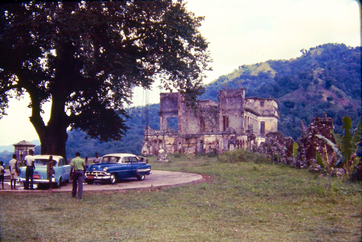 OrlandoAurelien's tweet photo. Cap-Haïtien #1970s #Vintagehaiti https://t.co/vxk59HEfk8