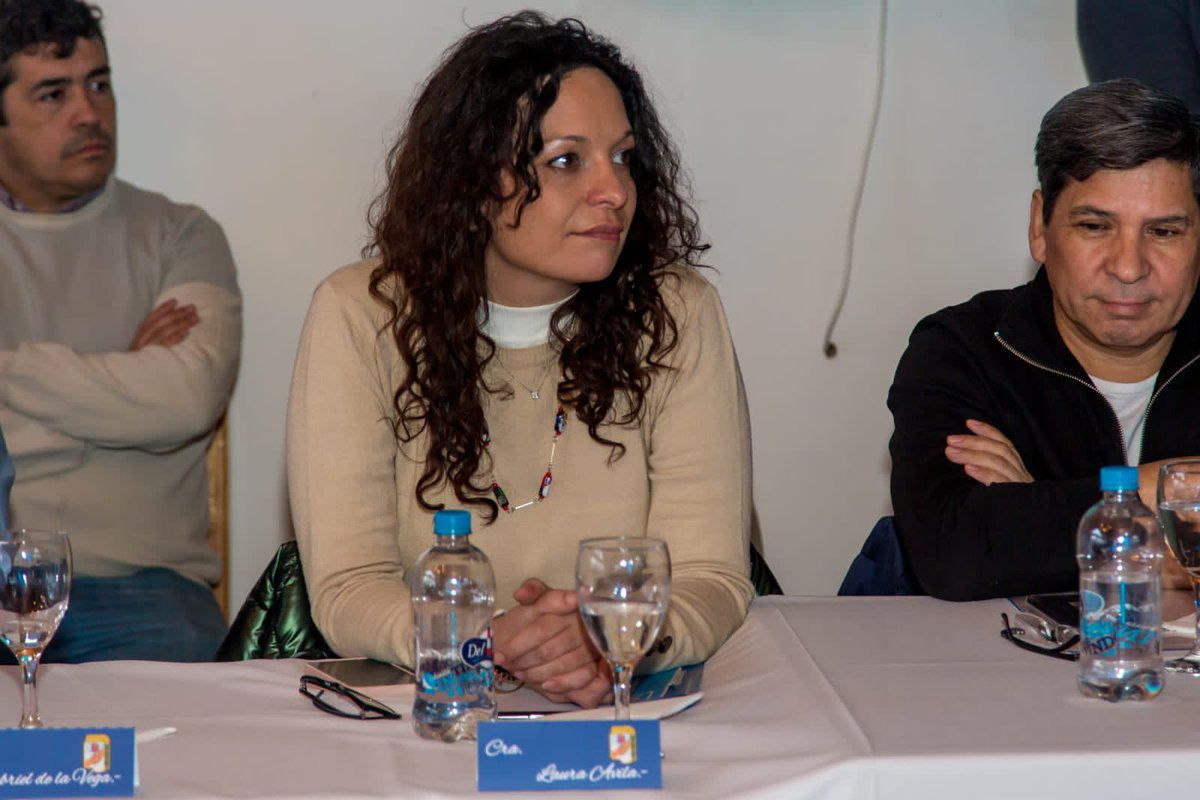 Convocadas y convocados por el compañero Presidente del Partido Justicialista de Tierra del Fuego, Walter Vuoto, nos reunimos con compañeras y compañeros electos para seguir trabajando con unidad en los temas importantes para el futuro de nuestras ciudades, provincia y país.