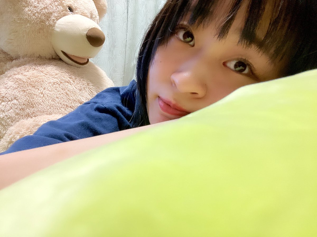 💚担当のほのかです〜！
稽古が終わって家でのんびり〜今日もみなさんお疲れさまです！！
#桜美林 #ちゅーどる #みどりばっかり #くま