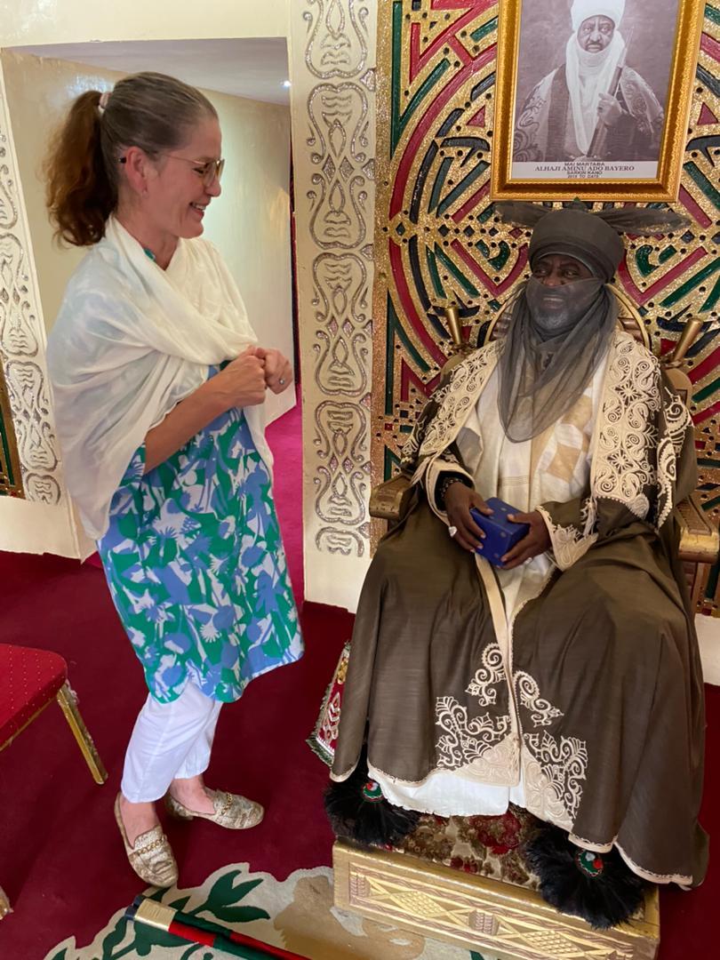 GERinNigeria's tweet image. Ambassador Annett Günther attended the famous and fascinating #Durbar in Kano and Bichi last week. She was honoured to meet the Emir of Kano as well as the Emir of Bichi, whose Durbar she attended. Barka da Sallah!@AnnettInes