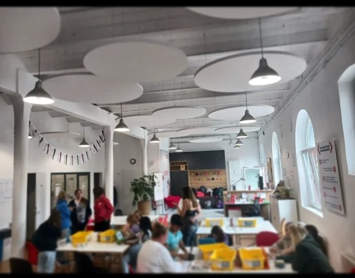 7JGarriz's tweet photo. Estupenda acogida de @VF_Stiftung a los docentes de la Comunidad de Madrid en el primer día de formación, en el programa #CodingForTomorrow en Düsseldorf: Lego Spike,  Scratch, unplugged programming y mucho más! #IFC_Madrid #DigiCraft @FundVodafone https://t.co/oY8rVTth6f