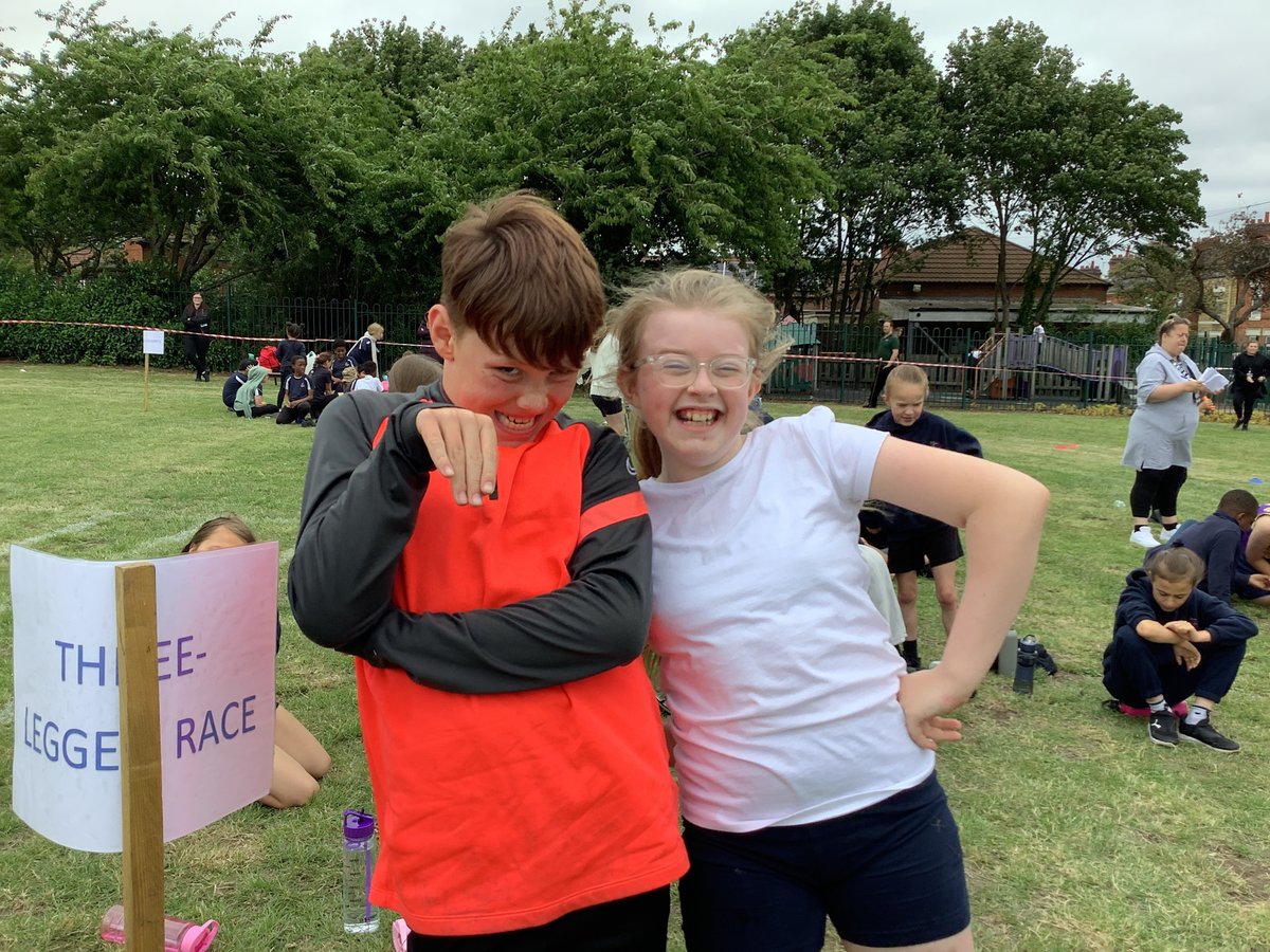 Inglehurst Junior School tweet media